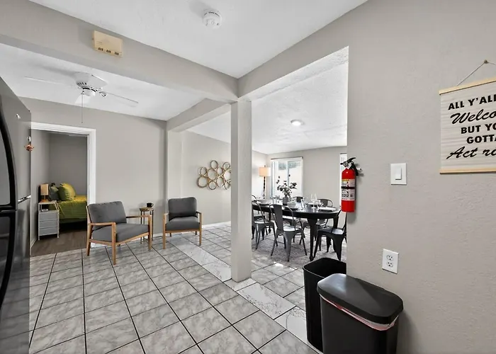 Holiday home Lux Mins 2 Sky Harbor Honorhealth Dignity Hlt *